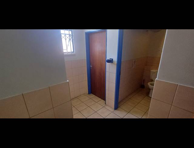 200M² OFFICE TO LET IN NELSPRUIT CENTRAL